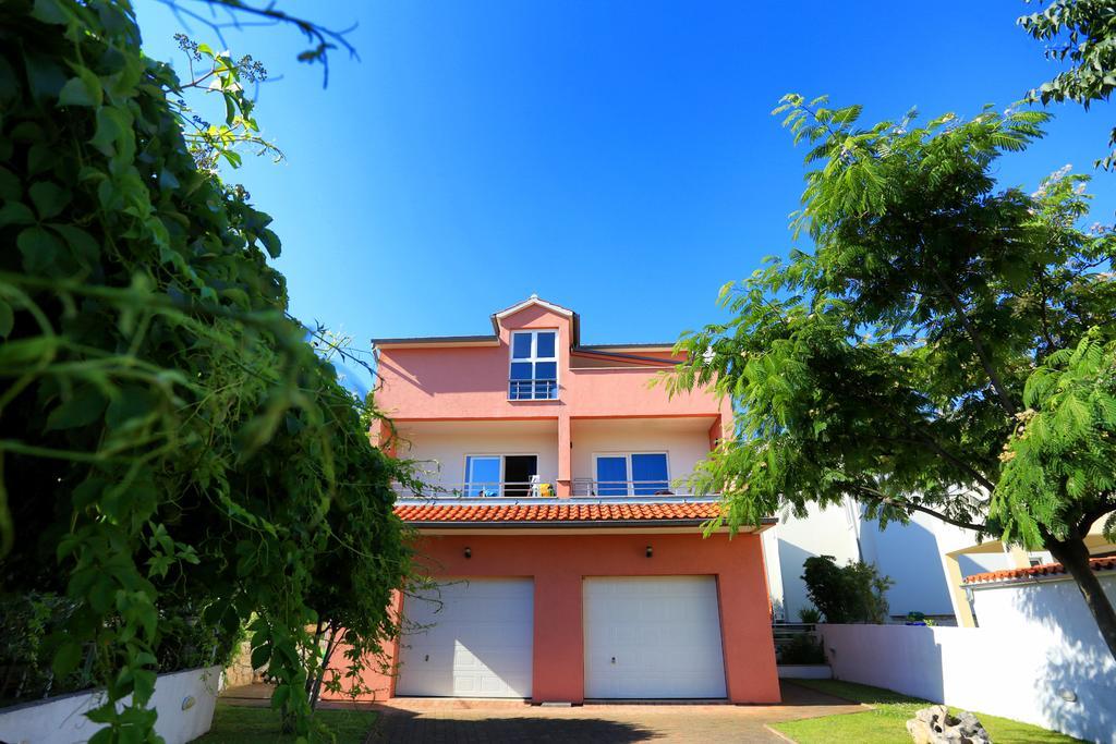 Apartments Leonarda 穆泰尔岛 外观 照片