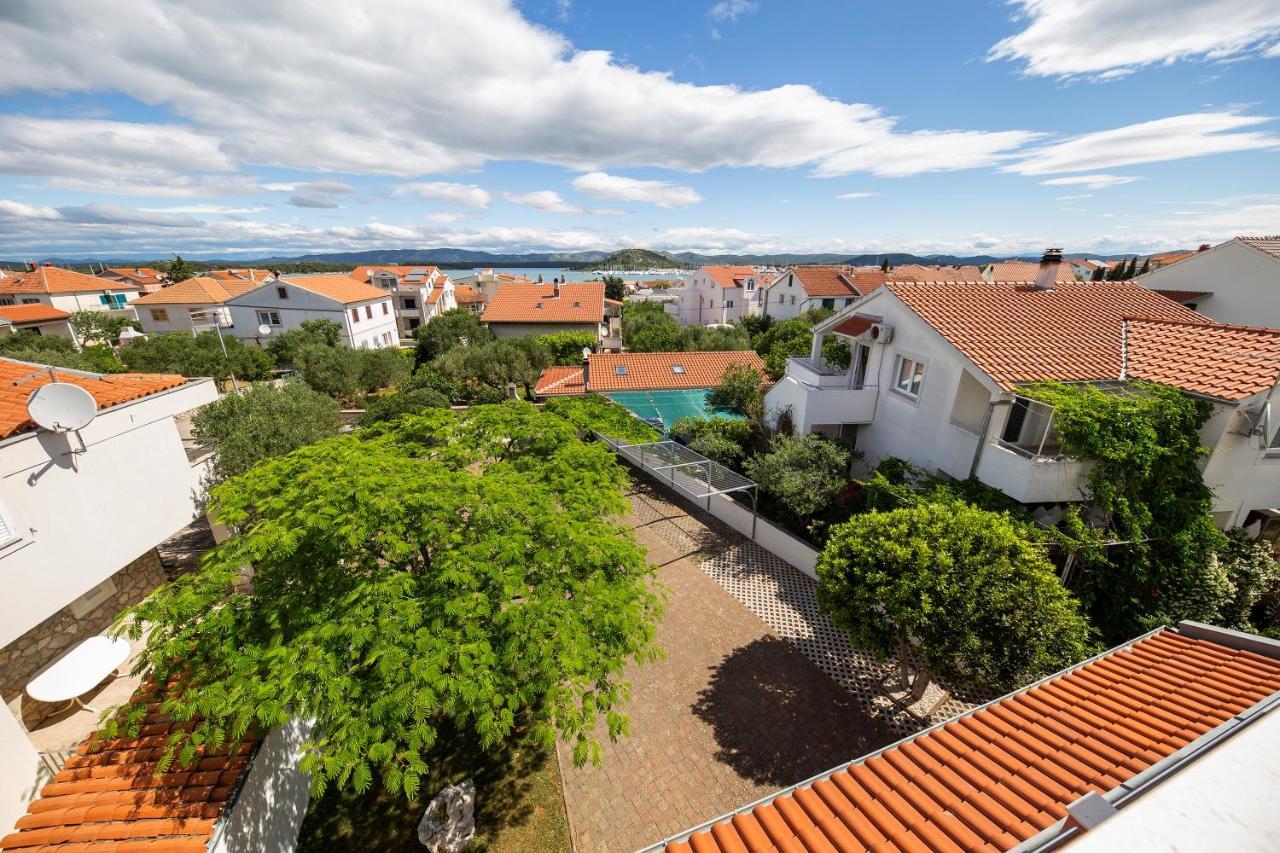 Apartments Leonarda 穆泰尔岛 外观 照片